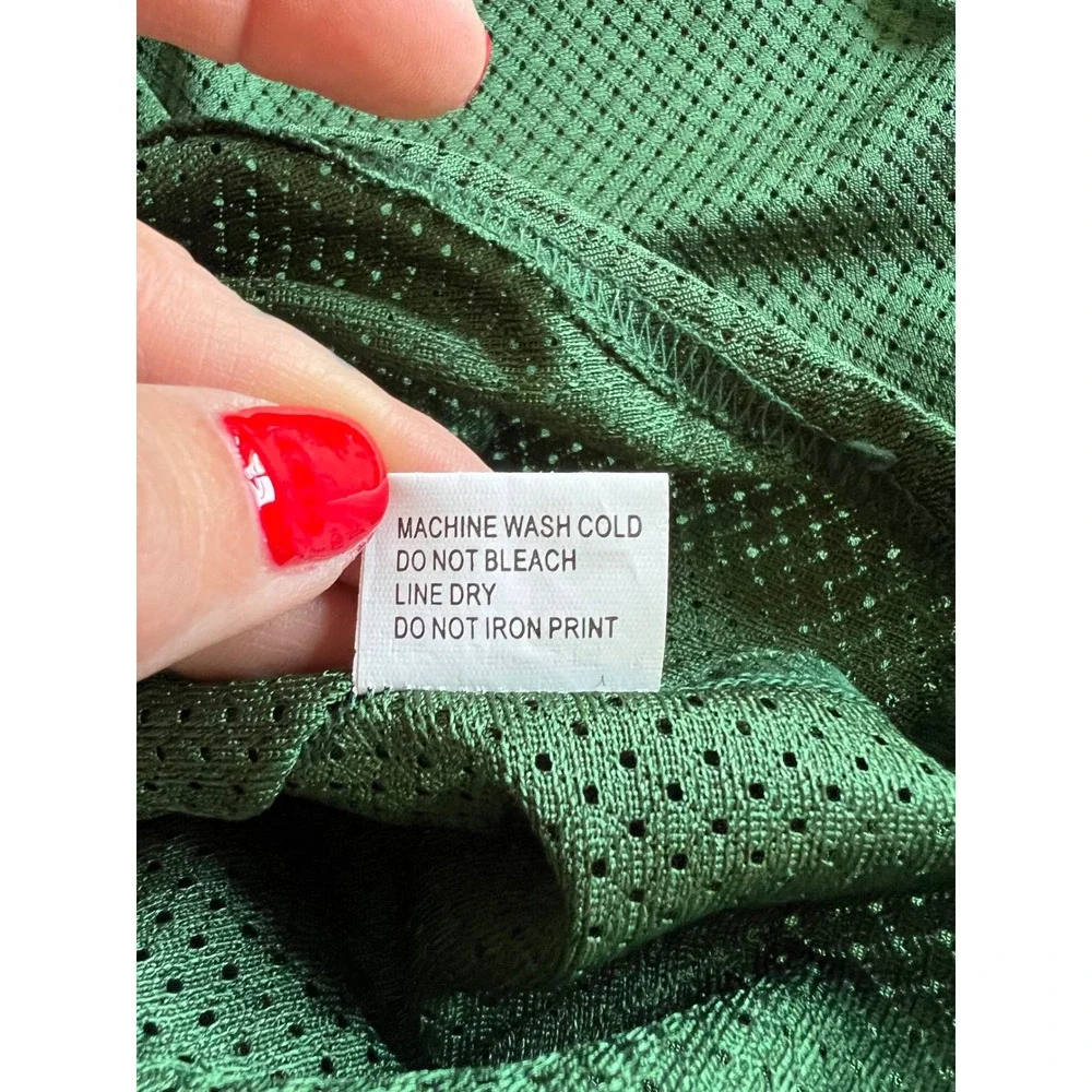 NBA Milwaukee Bucks Dog Jersey Pets First Apparel Green Number 01‎